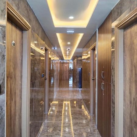 Hotel Windsor Plaza Хидерабад Екстериор снимка