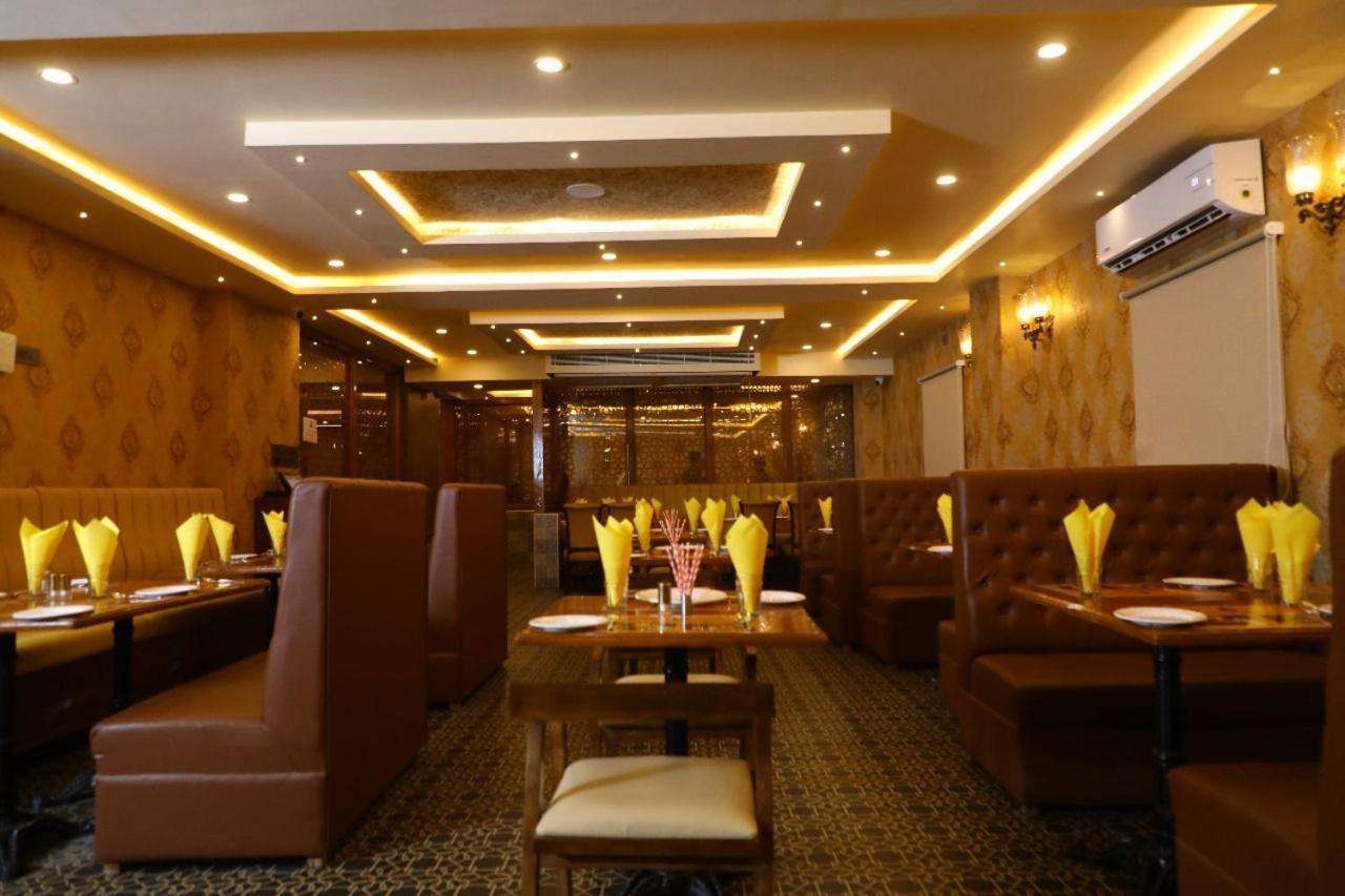 Hotel Windsor Plaza Хидерабад Екстериор снимка